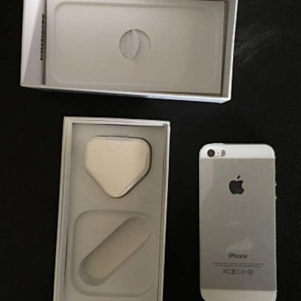 Apple iPhone 5s 銀色 16GB 有盒