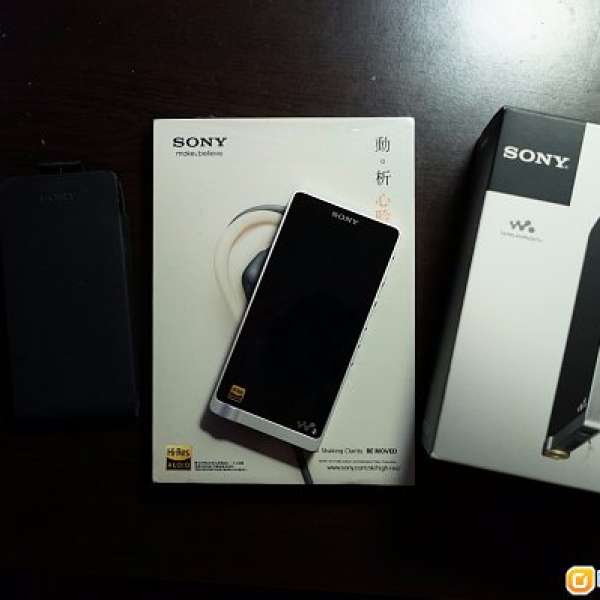Sony NWZ - ZX1