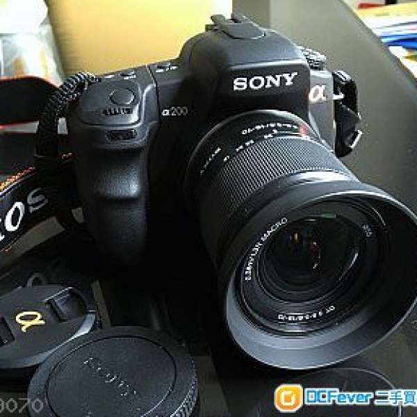 Sony A200 17-70mm f/3.5-5.6 lens kit set