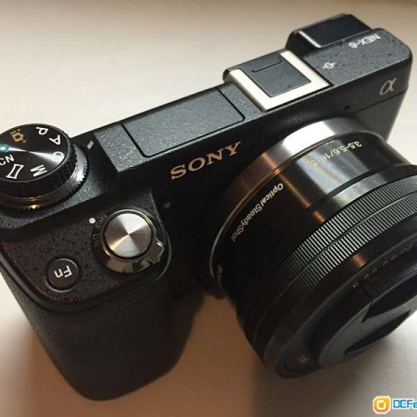 Sony NEX-6 APS-C with 16-50mm f/3.5-5.6 OSS kit