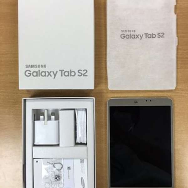 100% 全新 金色 Samsung Galaxy Tab S2 8.0 Wifi (SM T710)