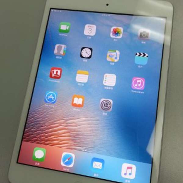 90% new 白色 iPad Mini 16GB LTE (1st gen)