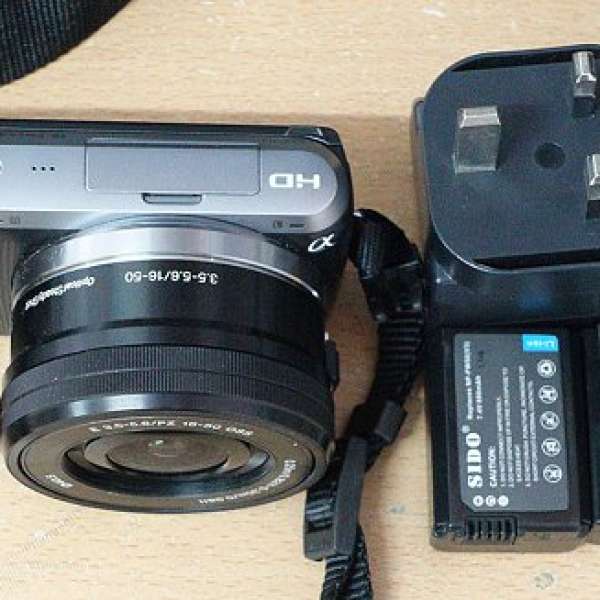 Sony NEX-C3 連16-50mm F3.5-5.6
