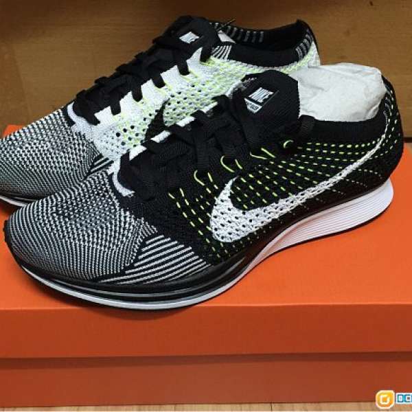 Nike Flyknit Racer "Black/White/Volt" US10