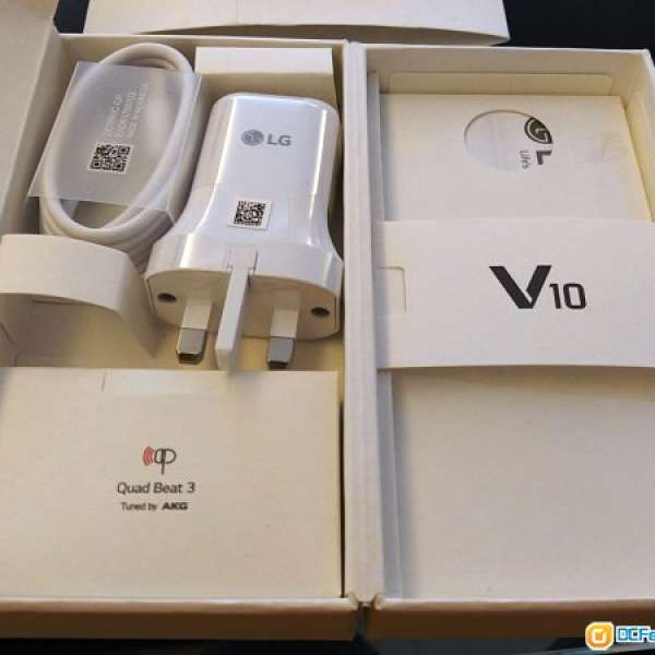 LG V10 Charger + Earphone