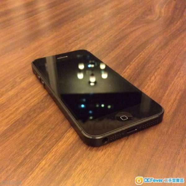 Apple iPhone 5 32GB 黑色 Black 99% new ZP機