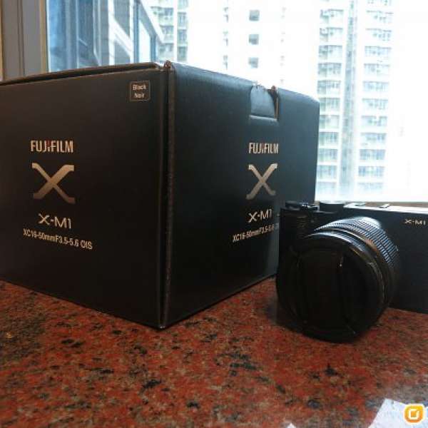 Fujifilm X-M1 XC16-50mm OIS kit set