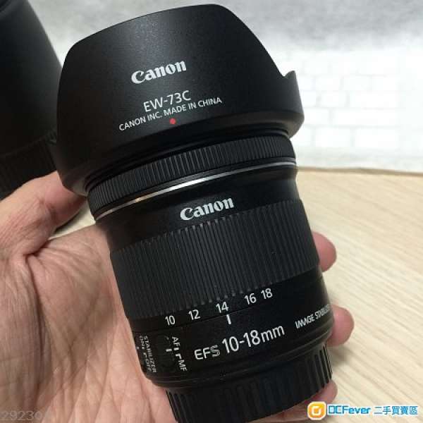 Canon EF-S 10-18mm f/4.5-5.6 IS STM with EW-73c Hood