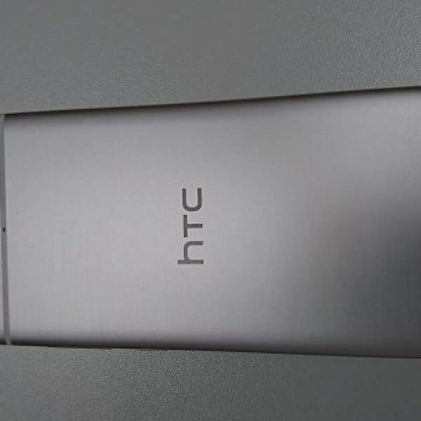 HTC One A9 32GB銀白色