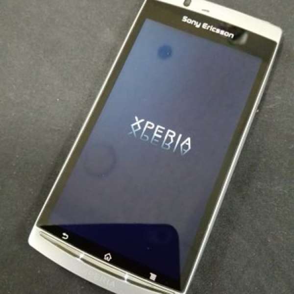 90%新 一代靚仔機王Sony Ericsson Xperia Arc S
