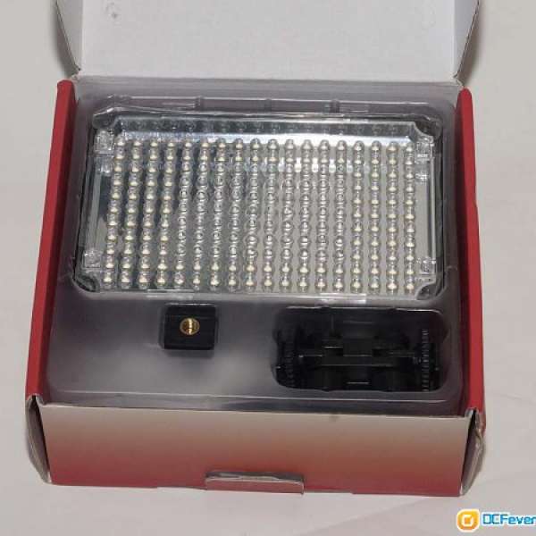 LED Video Light射燈，98% New, 100% Work