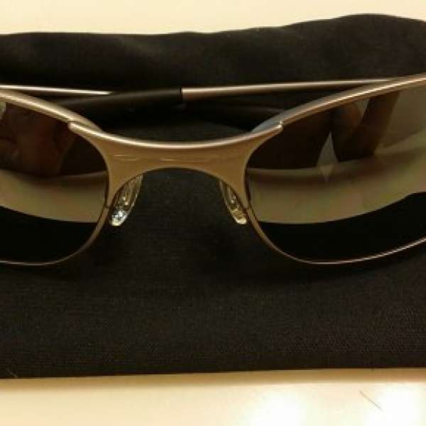 Oakley titanium 2.0 太陽眼鏡
