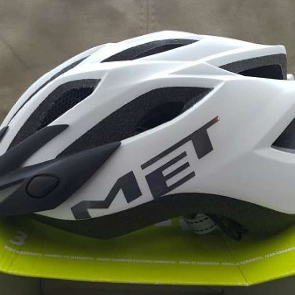 Met bicycle helmet