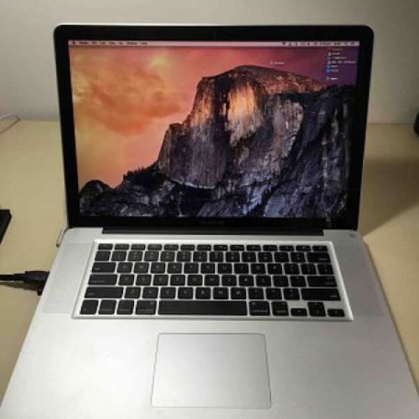 售: Macbook Pro 15" mid 2010