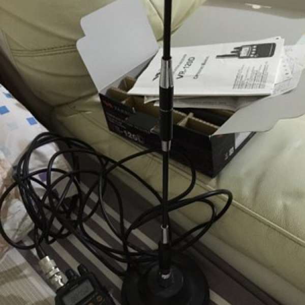 YAESU Airband Receiver VR-120D 只連原廠天線 聽電台的士台航空台