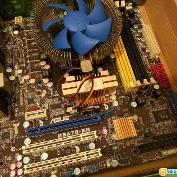 電腦零件 主板 顯卡 CPU HDD