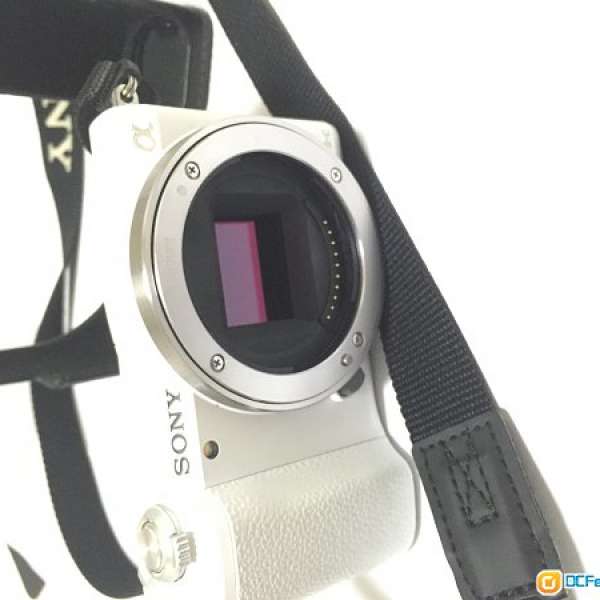 Sony 白色 a5100 可換鏡頭 e mount 相機