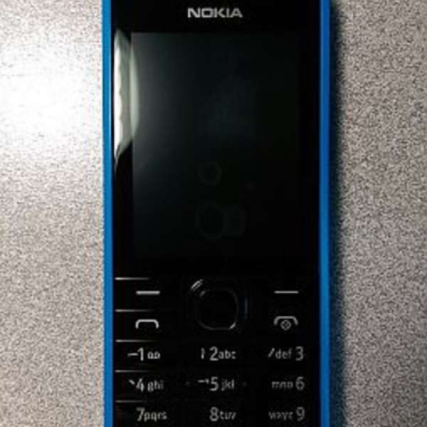 Nokia Asha 301 可whatsapp facebook line