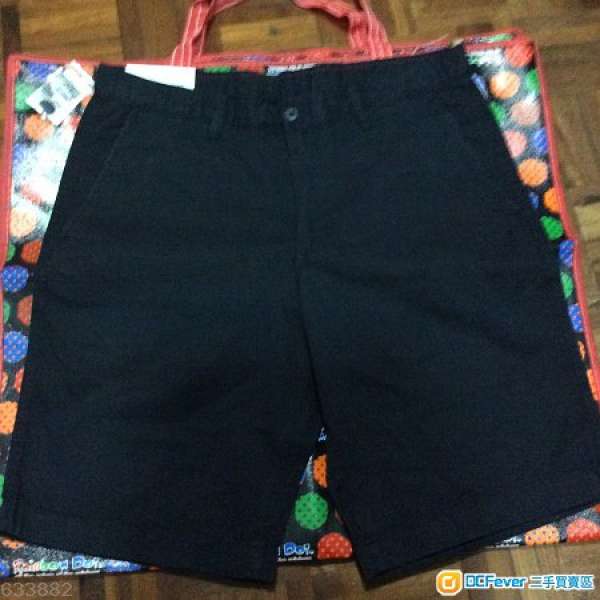 全新Uniqlo Navy Chino Shorts Size M 30-33 腰 短褲