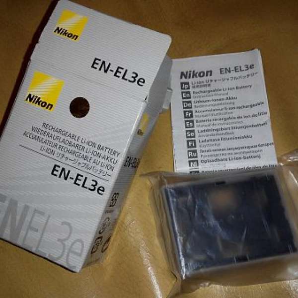 全新 Nikon EN-EL3e 電池盒，用3粒CR2電