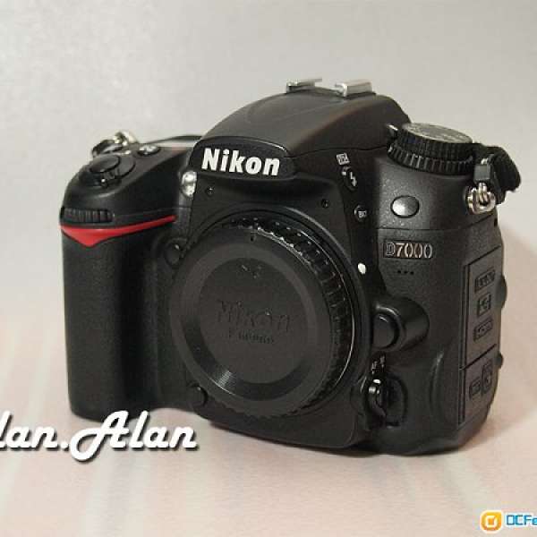 Nikon D7000 DSLR Body