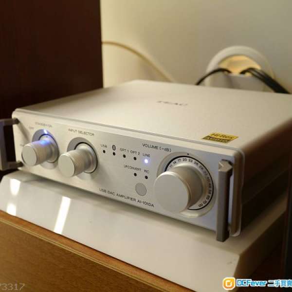 TEAC AI-101DA Integrated Amplifier with DAC and Bluetooth 3.0 Amplifie