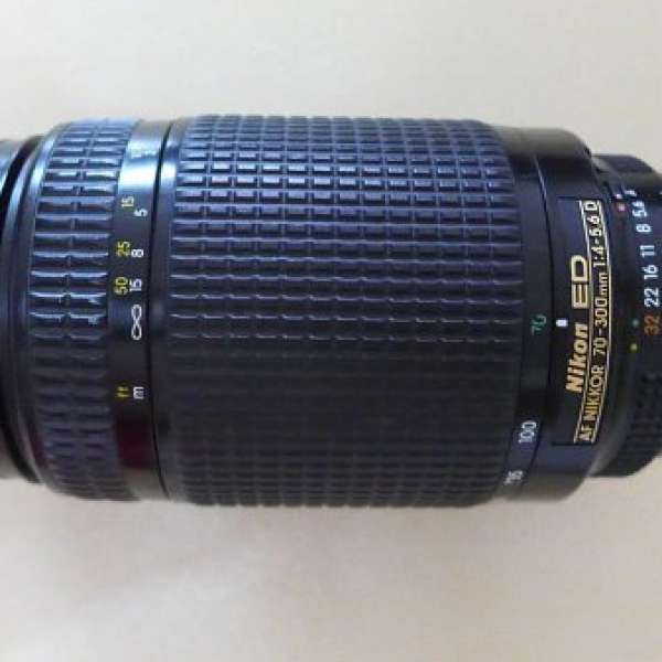 Nikon 70-300mm / F4-5.6D Japan made Lens (注意：不是VR版)