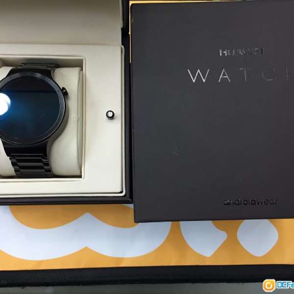 9成半新 huawei watch 黑綱帶 有盒有單 型品錶 保養期2016年11月19日