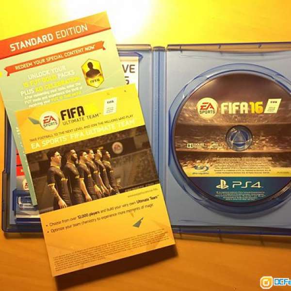 PS4 FIFA16 (連 FUT 金包 code)