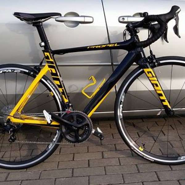 95% new Giant propel SLR road bike