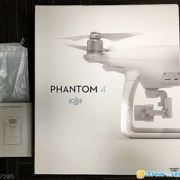 全新行貨 DJI Phantom 4 雙電 航拍機