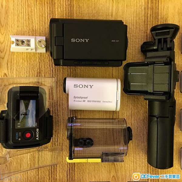 Sony HDR-AS100V 連配件