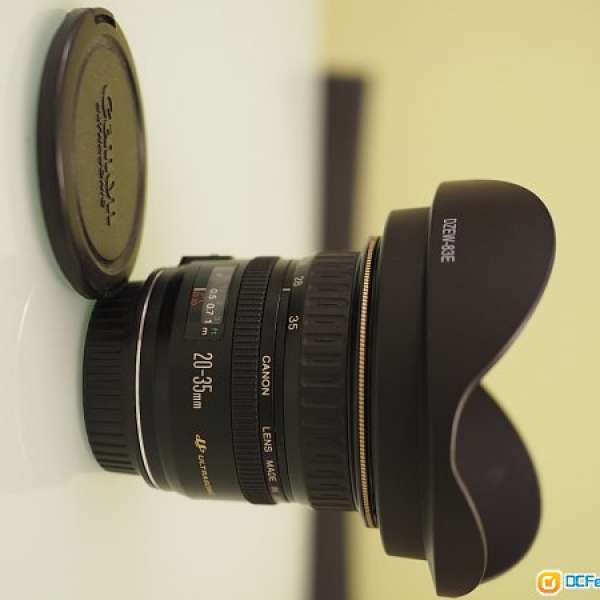 Canon EF20-35 USM f3.5-4.5
