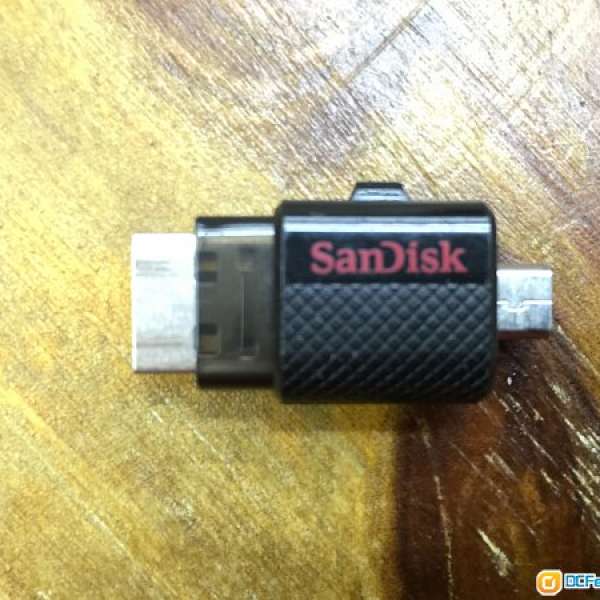 SanDisk Ultra Dual USB 2.0 32GB 雙用隨身碟