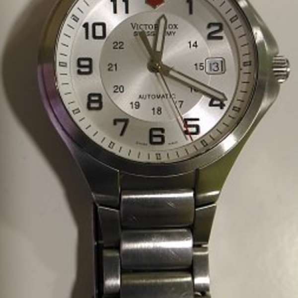 Victorinox V25613 不銹鋼機器手表 ( not Rolex , g shock)