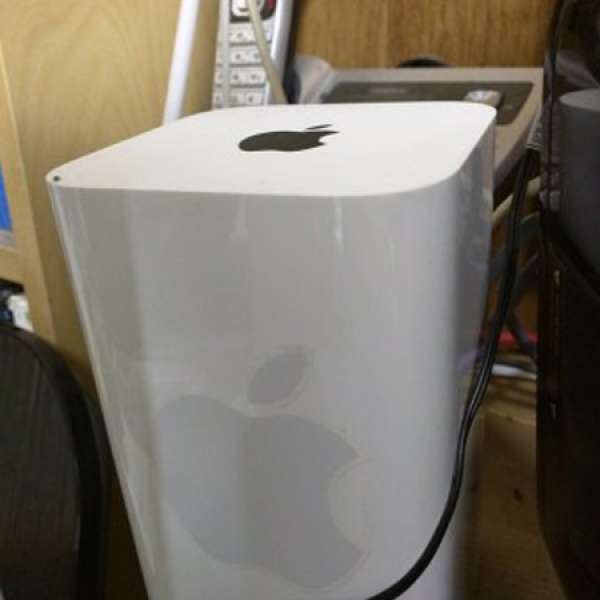 Apple Airport Time Capsule 2TB  modern