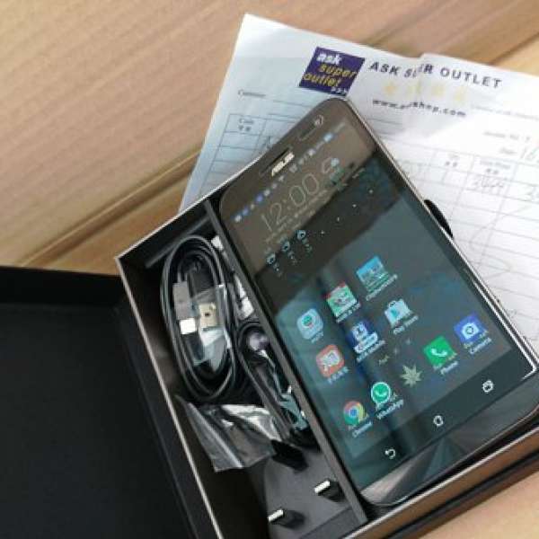 ASUS Zenfone ZOOM ZX551ML 黑色 99% 新 香港行貨