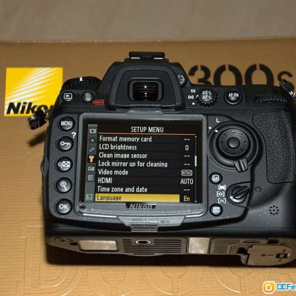 Nikon camera D300s (not D90 D300 D7000 D5500 D300S)