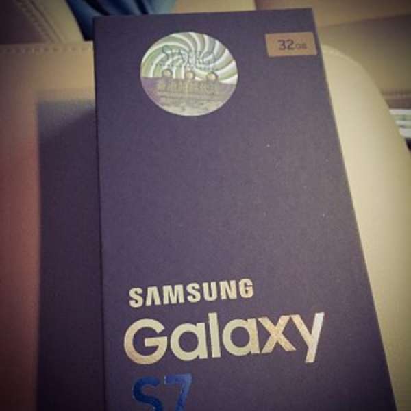 100%全新 Samsung Galaxy S7 32GB Gold Platinum(金色)