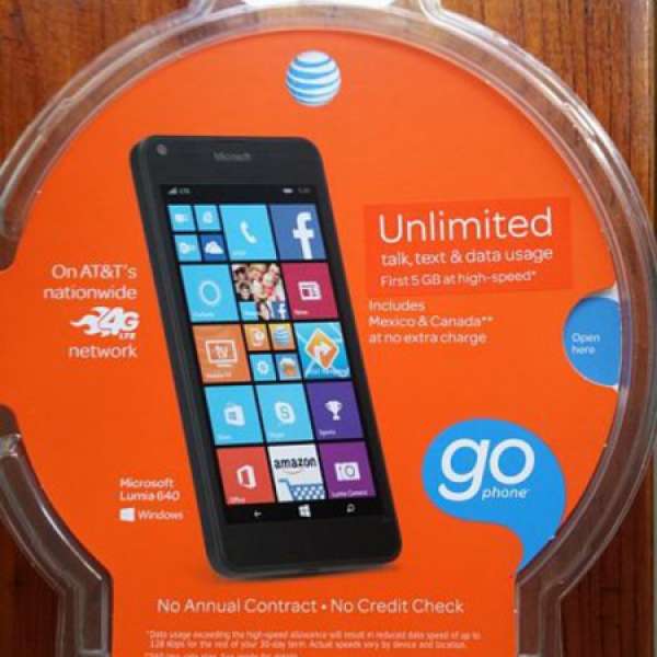 全新 Microsoft Lumia 640 連軟套+玻璃貼