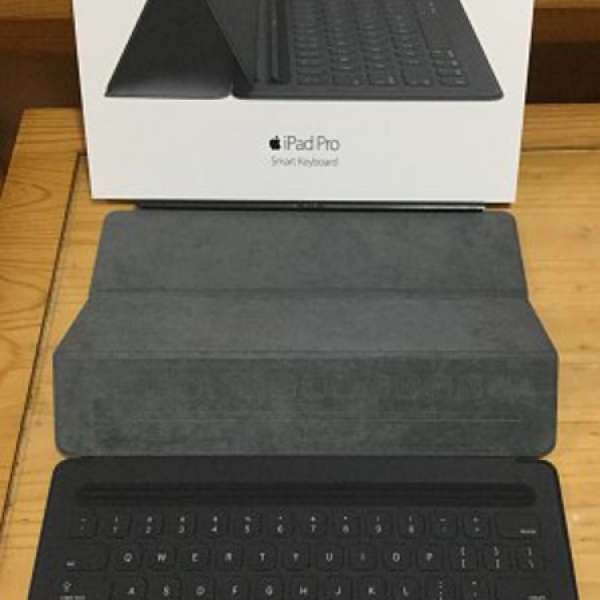 IPad Pro 12.9 吋 Smart Keyboard