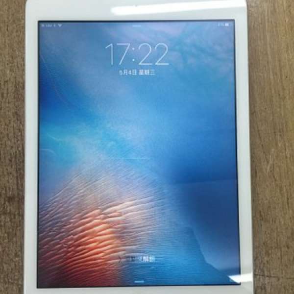 iPad Air Wi-Fi + Cellular 16GB 白色