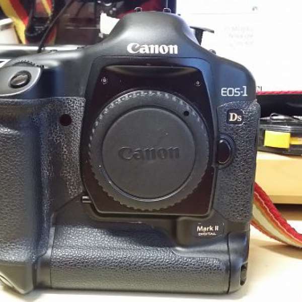 享受旗艦機 全片幅Canon EOS 1Ds Mark ii   ( 1720 萬像素 ) 可換 D800.A7r.A7ii