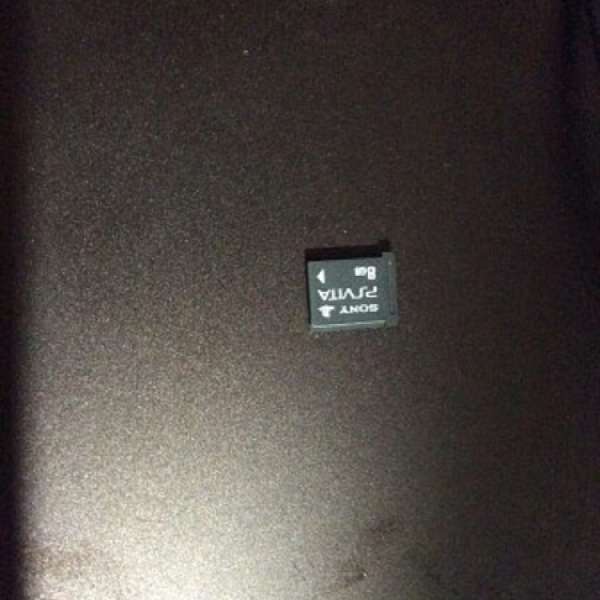 放PSV 8GB記憶卡