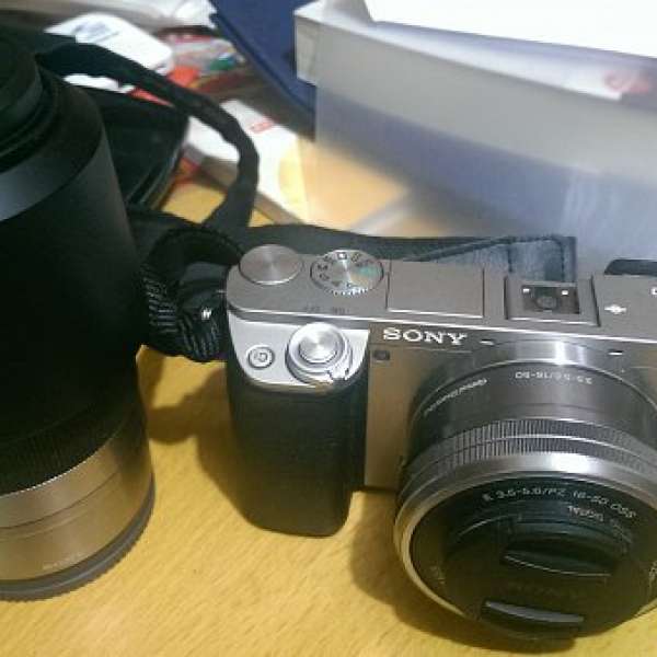 Sony A6000 body (Silver) + Kit Lens 3.5-5.6 16-50及4.5-6.3 55-210