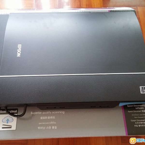 FS:99.9% New EPSON V370 Photo掃描器