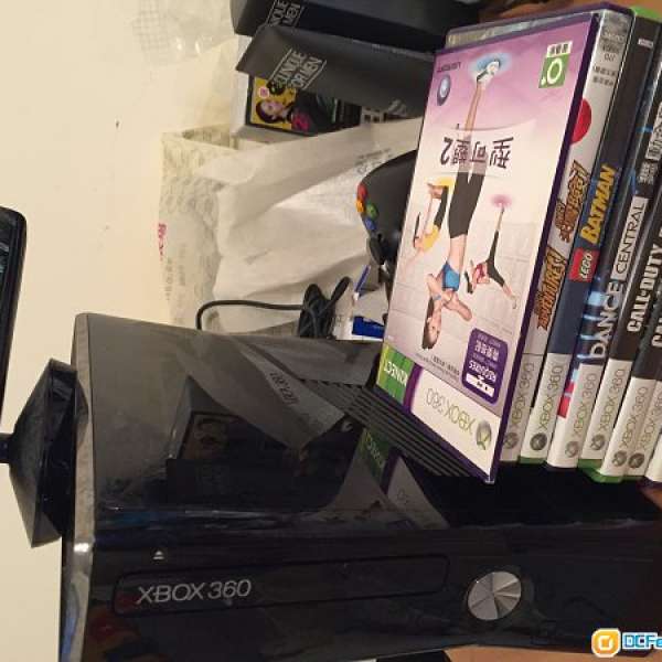 [80%新] XBOX360 250GB 黑色SILM版 (連2手制+KINECT+GAMES)