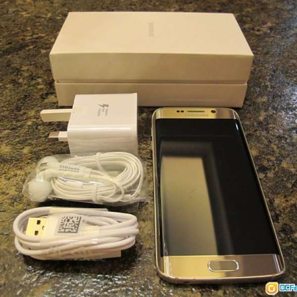 三星 Samsung Galaxy S6 edge 金色