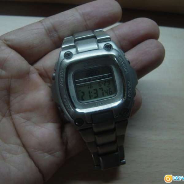 新淨 CASIO G-SHOCK 1673 MRG-201T 跳字手錶，只售HK$300(不議價，原約HK$3xxx)