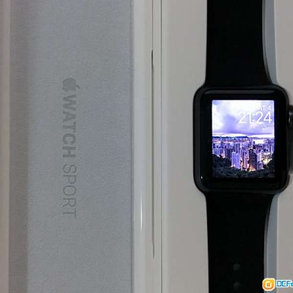 < $1,144 > Apple Watch Sport 38mm 太空灰錶 配 黑色錶帶